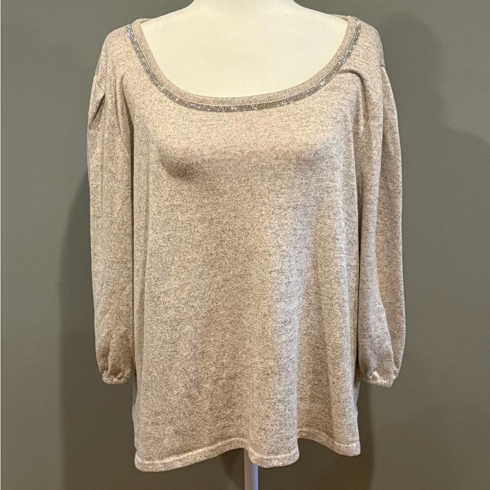 *GENTLY WORN* 89th & Madison Size 3X Cream Rhinestone Scoopneck Pullover Blouse - Picture 1 of 7